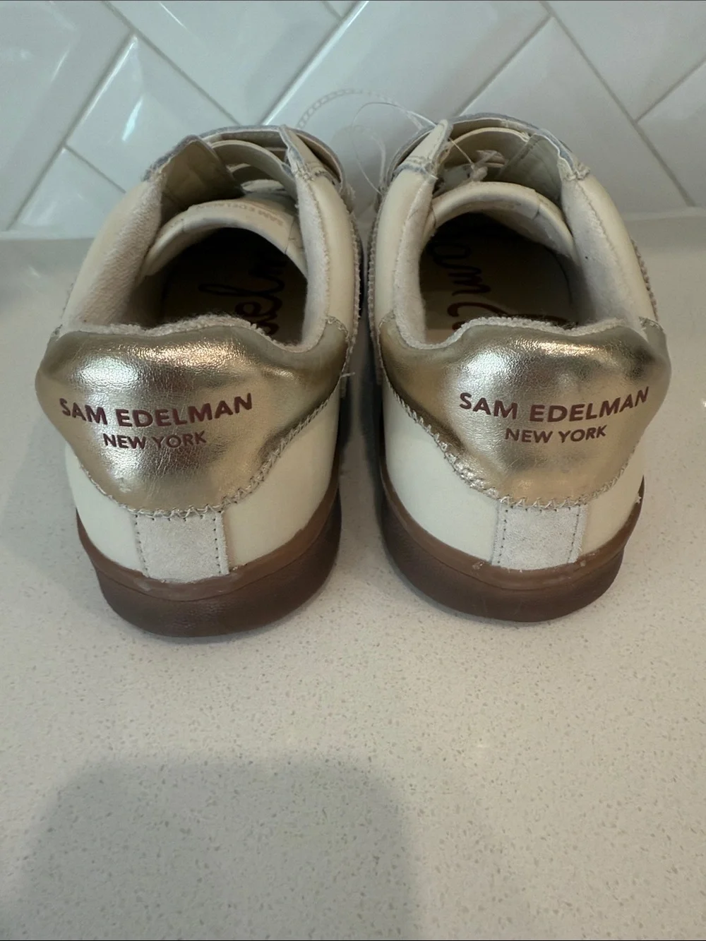 Sam Edelman SE-1980 Velcro Sneakers Cream Gold 10 NWOT